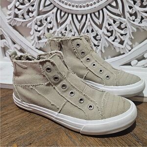 Gypsy Jazz Beige and White High-Top Sneakers